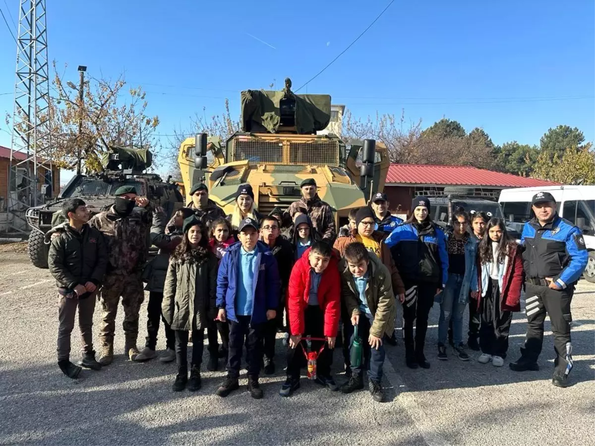 Erzincan polisinden sevgi operasyonu