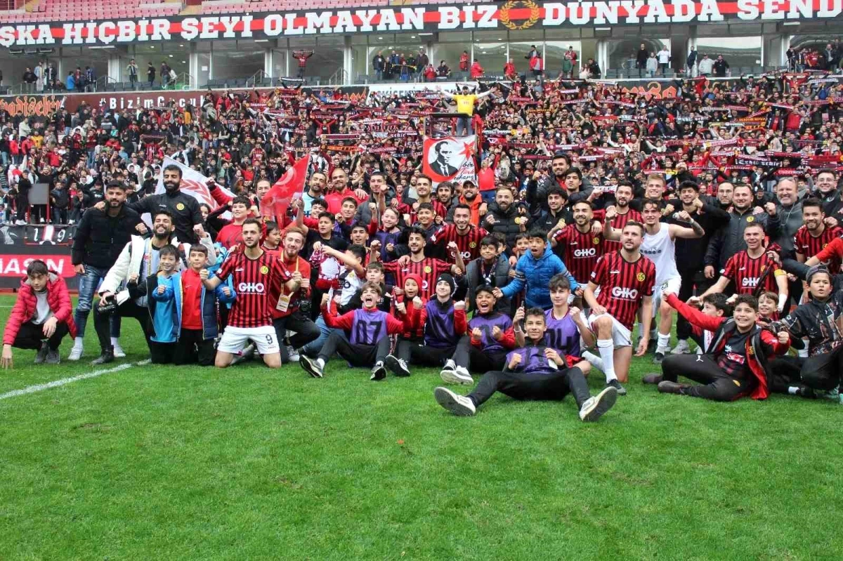 Eskişehirspor, Alaplı Belediyespor\'u mağlup ederek liderliğini sürdürdü