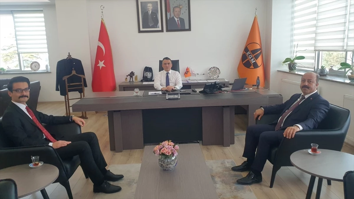 Halkapınar Kaymakamı ve Belediye Başkanı Konya\'da ziyaretlerde bulundu