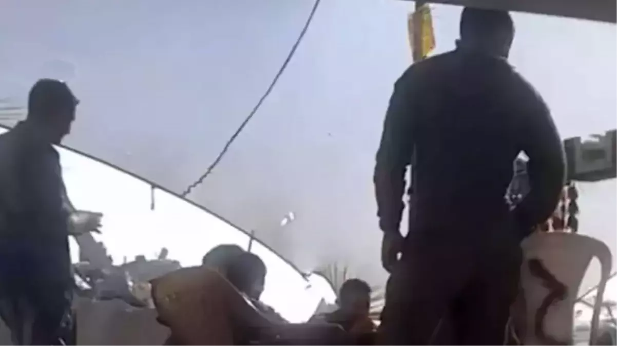 Kassam Tugayları, burunlarının dibine kadar girdikleri İsrail askerlerine saldırdı