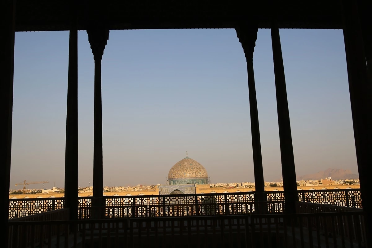 İsfahan\'daki Ali Kapu Sarayı geçmişten bugüne ihtişamını koruyor