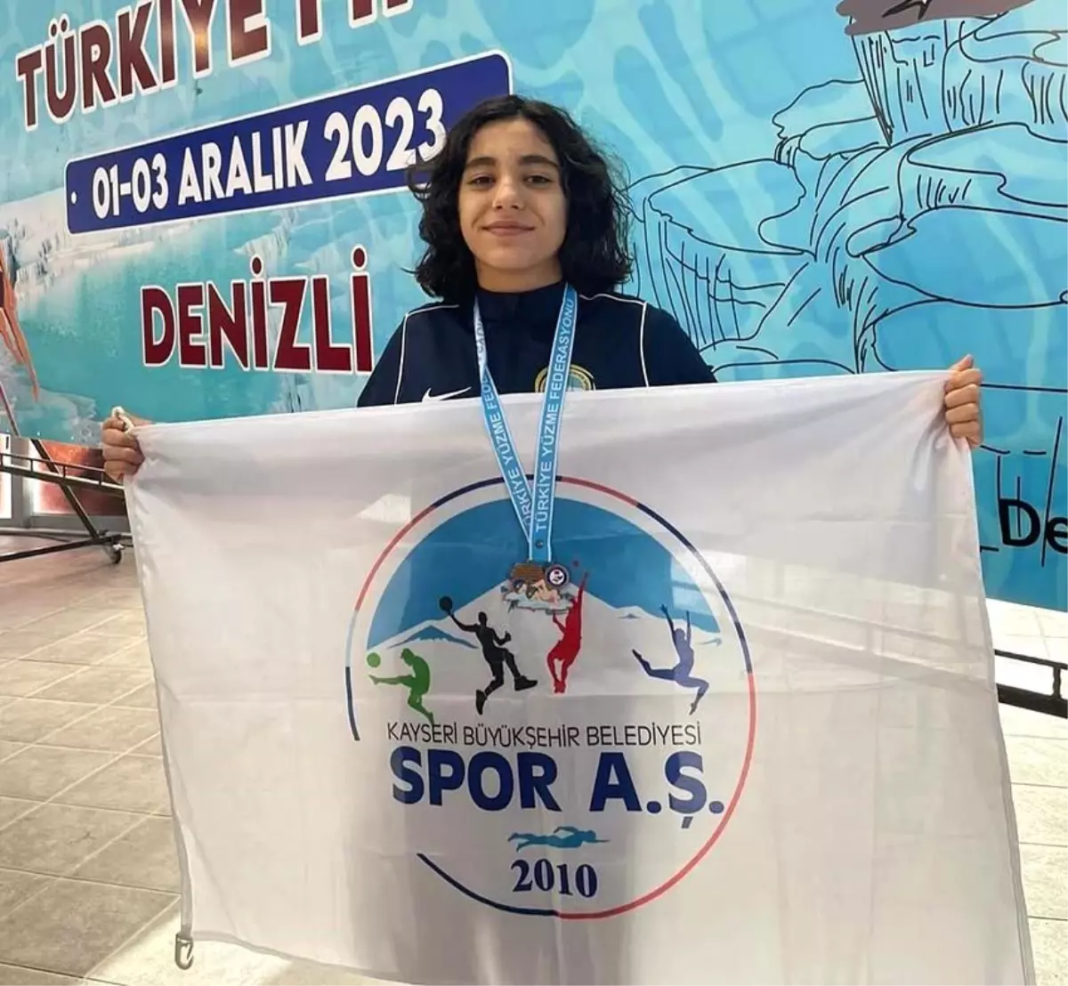 Kayseri Büyükşehir Belediyesi Spor Kulübü Yüzme Takımı Türkiye Finali\'nde başarıya imza attı