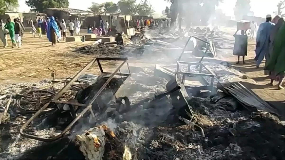 Nijerya\'da hava kuvvetlerinin yanlışlıkla bombaladığı köyde 85 kişi can verdi