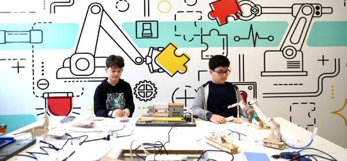 Türkiye, PISA 2022\'de iyileşme gösteren az sayıda ülkeden biri oldu