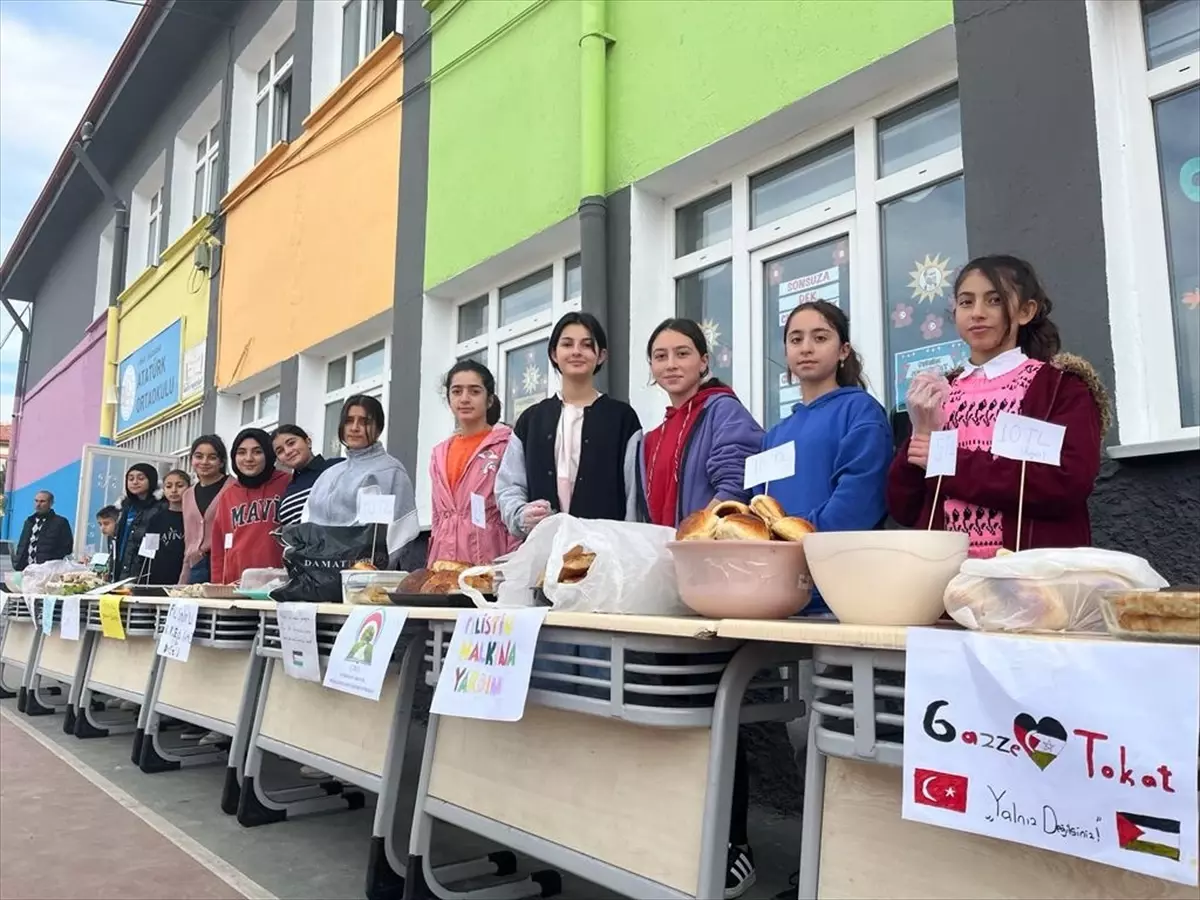 Sulusaray'da Filistin yararına kermes düzenlendi