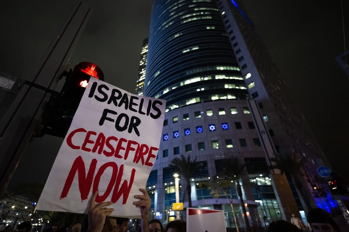 İsrailli aktivistler Tel Aviv\'de savaşın durmasını talep etti