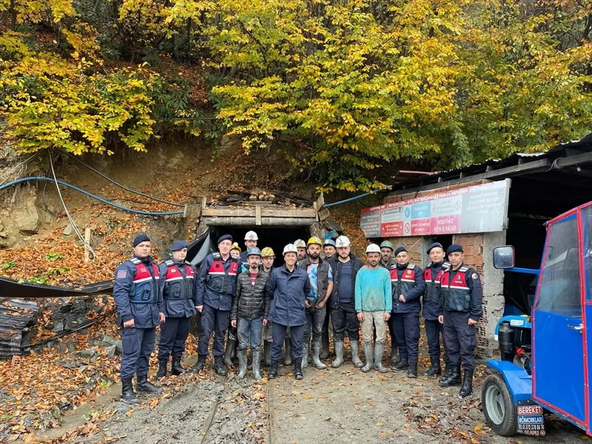 Zonguldak\'ta jandarmadan "4 Aralık Dünya Madenciler Günü" kutlaması