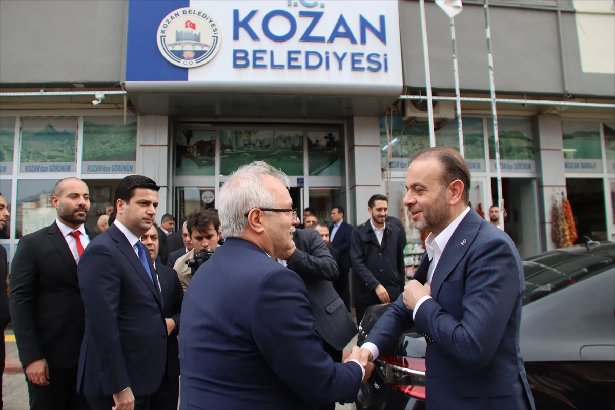 AK Parti Adana İl Başkanı Ozan Gülaçtı, Kozan Belediye Başkanı Kazım Özgan\'ı ziyaret etti