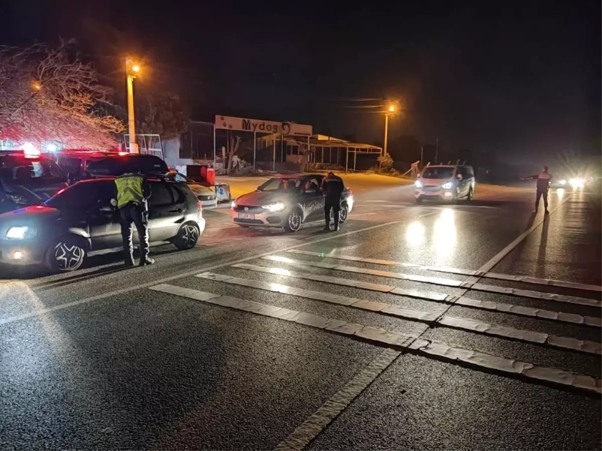 Aydın\'da trafik denetimleri sonucunda 22 bin 330 araca para cezası uygulandı