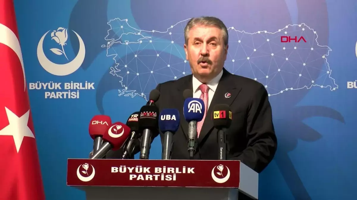 BBP Lideri Mustafa Destici: Asgari ücret yılda iki kez tespit edilmeli