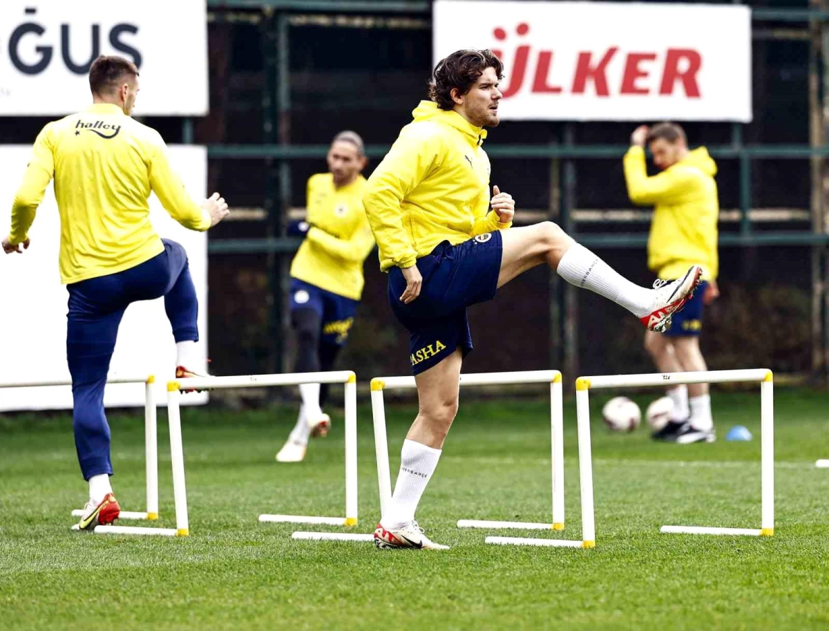 Fenerbahce Besiktas Maci Haberleri - Son Dakika Fenerbahce Besiktas Maci  Hakkında Güncel Haber ve Bilgiler