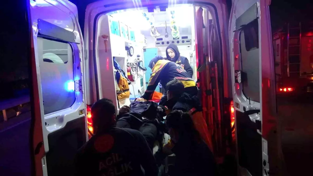 Kocaeli\'de kaza: 1\'i ağır 3 kişi yaralandı