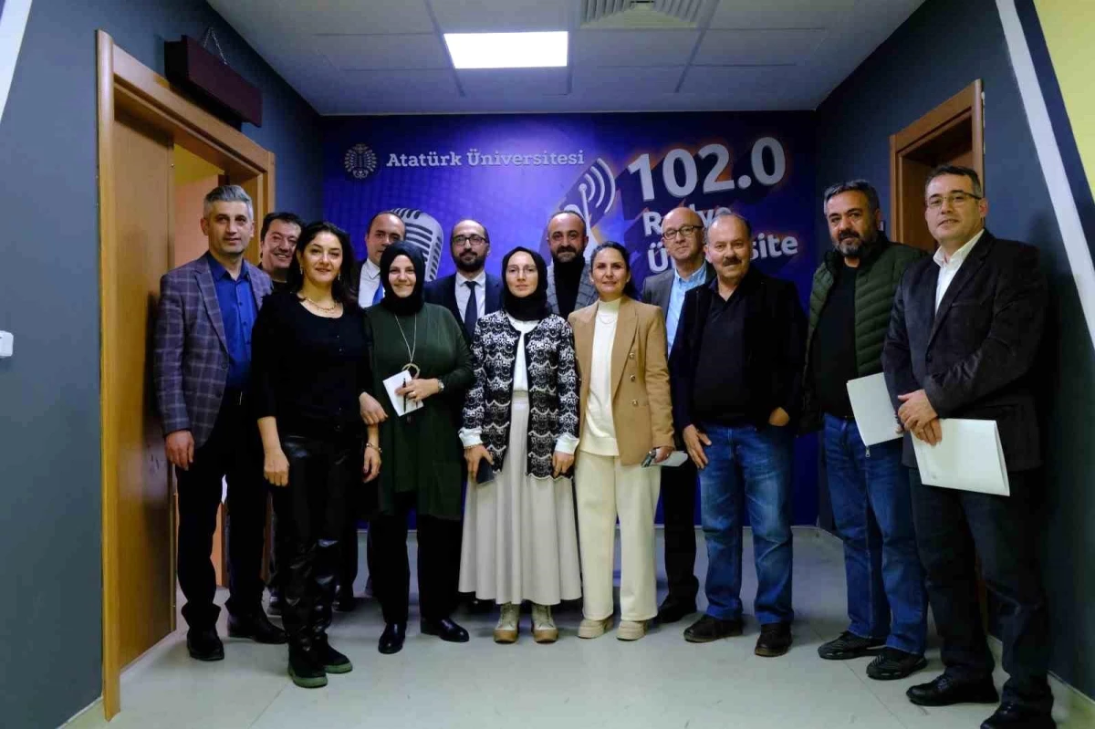 Atatürk Üniversitesi İletişim Fakültesi akademisyenleri basın temsilcileriyle buluştu