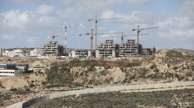 İsrail'in Doğu Kudüs'te bin 800 konutun inşası için onayına Dışişleri Bakanlığından tepki