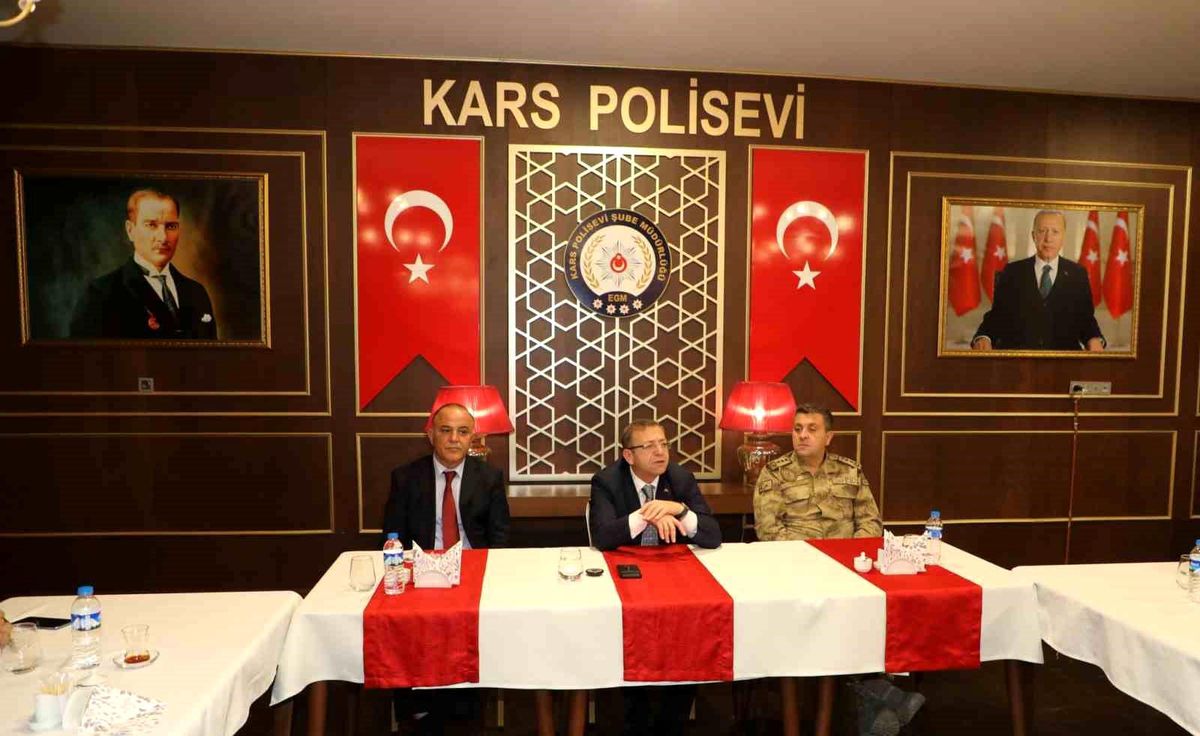 Vali/Belediye Başkan Vekili Ziya Polat, basın mensuplarıyla bir araya geldi