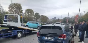 Kartal'da park halindeki araca çarpan otomobil devrildi, sürücü yaralandı
