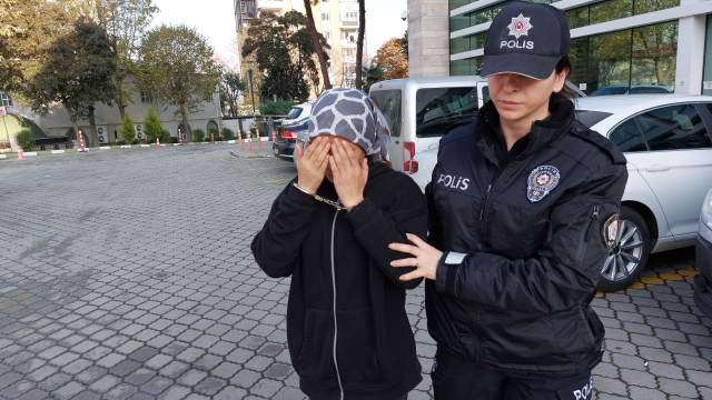 Minibüsteki kavga oyun çıktı! Samsun'da yabancı uyruklu çift, genç kızı bıçakla yaralayıp çantasını çaldı