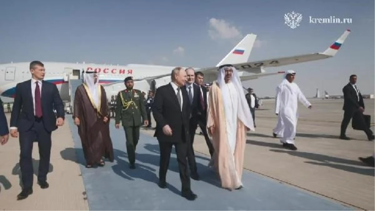 Putin, Birleşik Arap Emirlikleri\'ne gitti