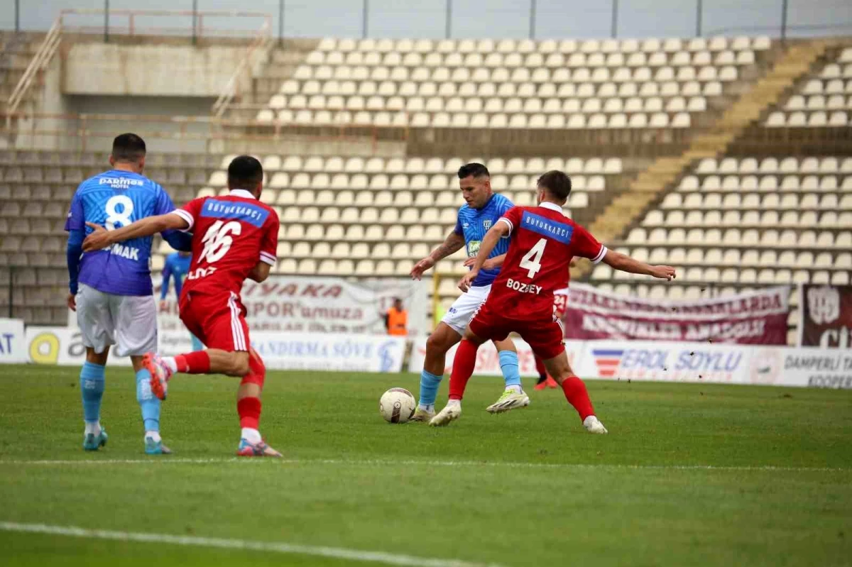 Teksüt Bandırmaspor, Somaspor\'u 3-1 yenerek Ziraat Türkiye Kupası\'nda 5. tura yükseldi