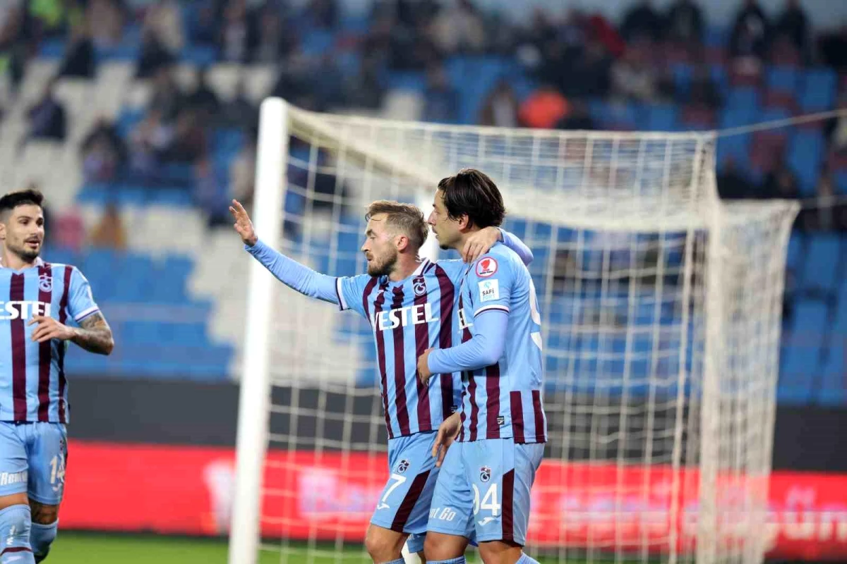 Trabzonspor, Ahlatcı Çorum FK\'yı 3-1 mağlup etti
