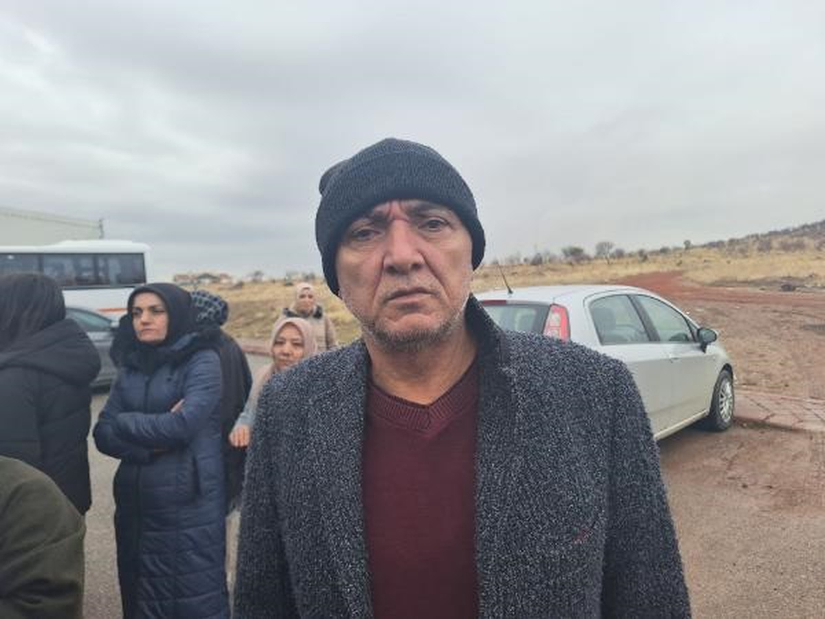 Ankara\'da Sokak Köpeklerinin Saldırısına Uğrayan Öğrenci Ağır Yaralandı
