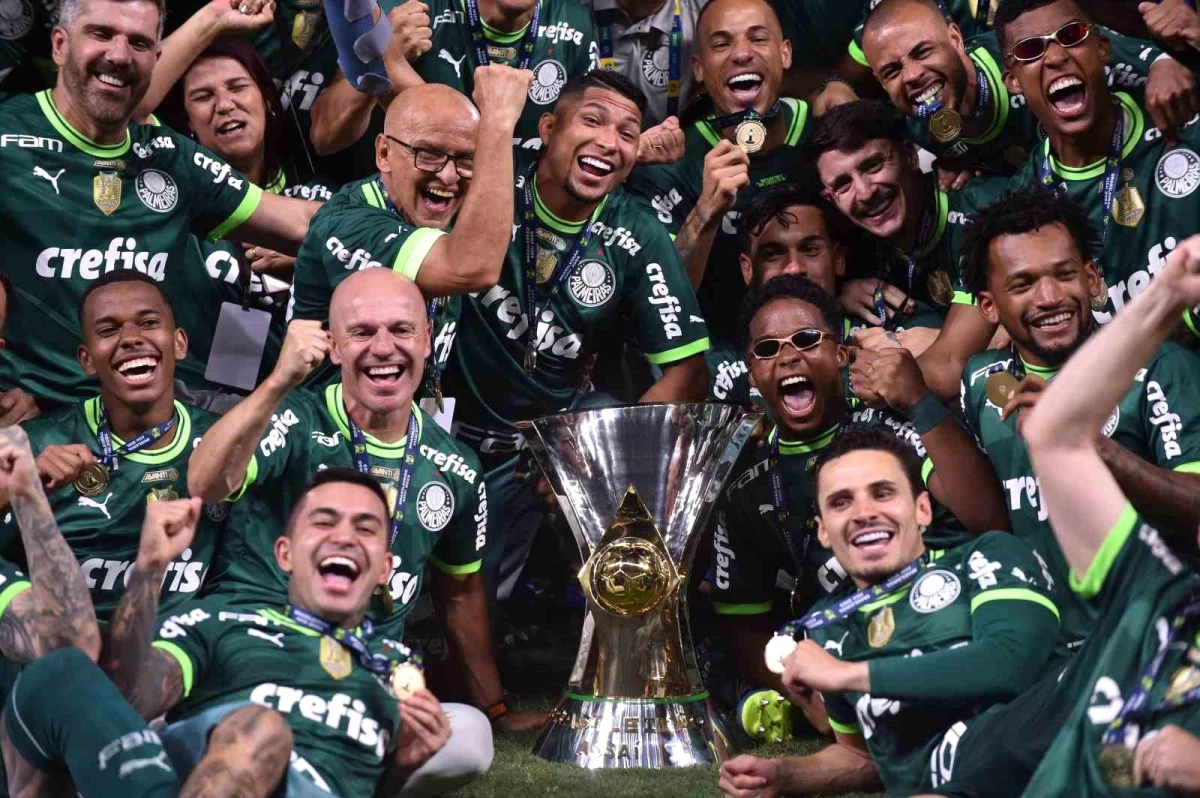 Palmeiras Brezilya Serie A\'yı şampiyon tamamladı, Santos küme düştü