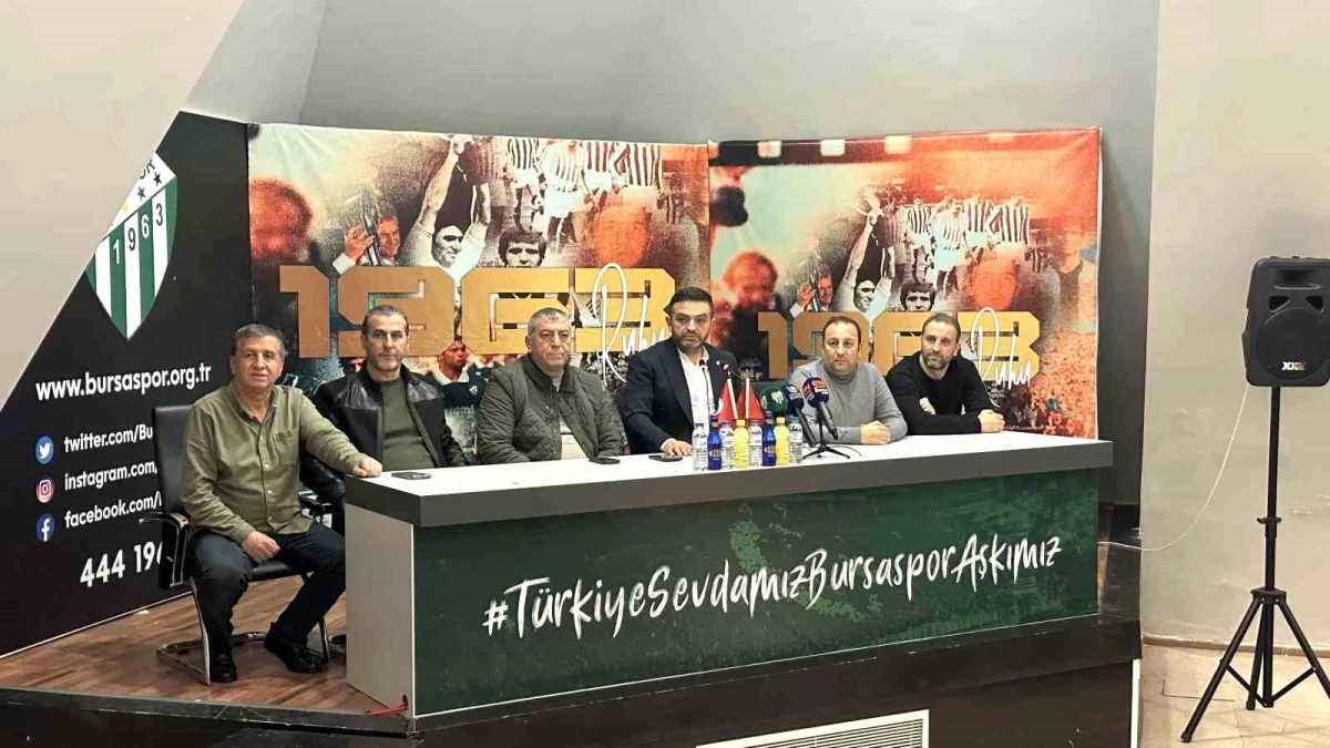 Bursaspor Yönetimi Başkan Recep Günay\'ı Bekliyor