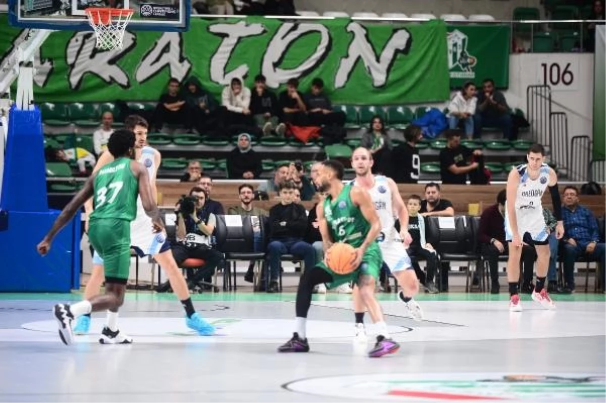 Bursaspor İnfo Yatırım, Rio Breogan\'u 77-65 yendi