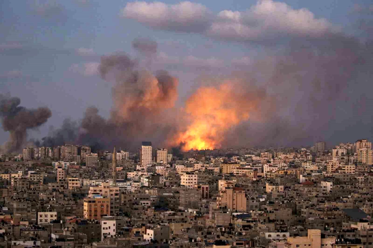İsrail-Gazze Savaşı: Arap Ülkeleri Silahlanıyor