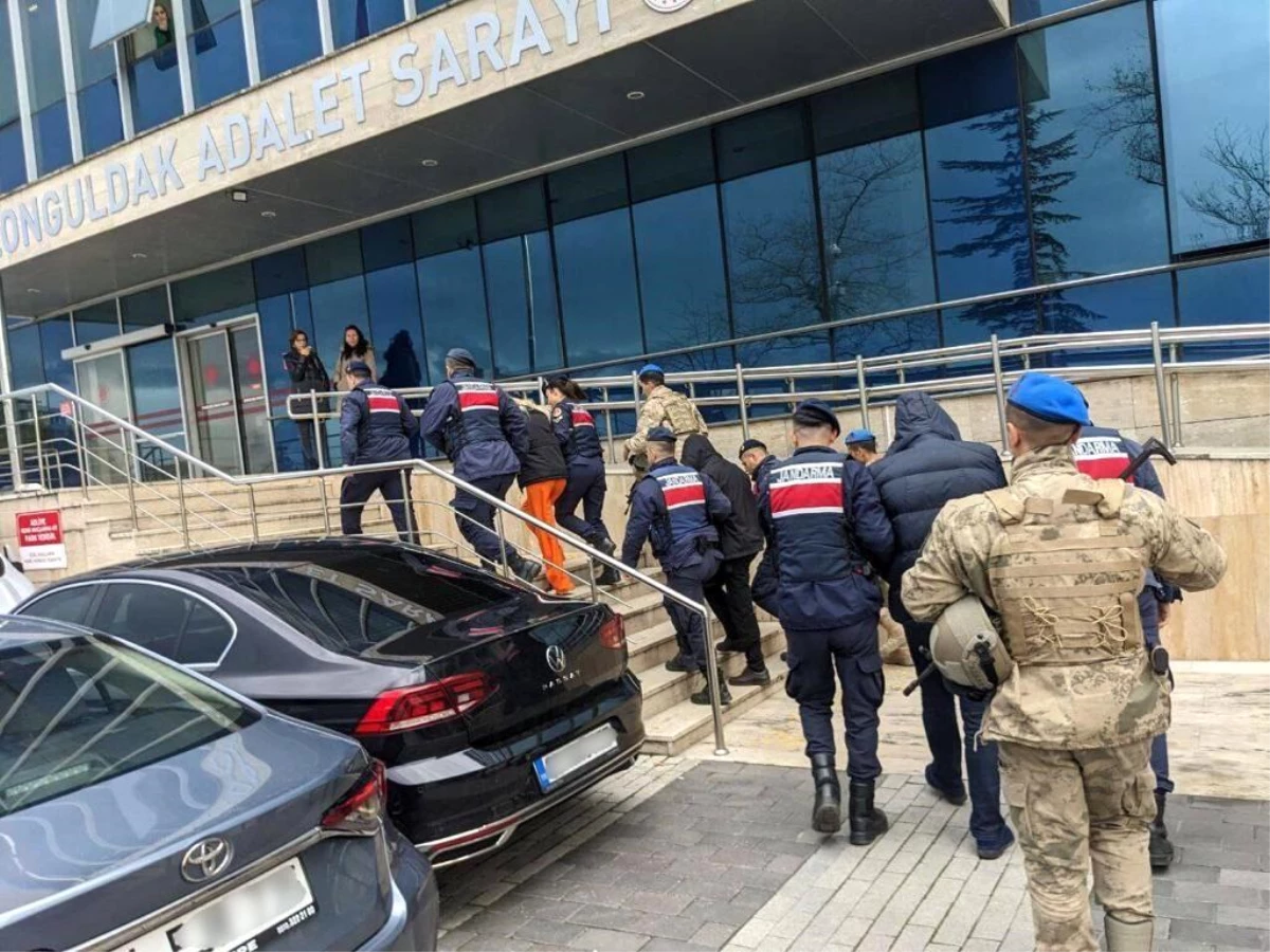 Zonguldak\'ta 176 aranan şahıs yakalandı, 29\'u tutuklandı