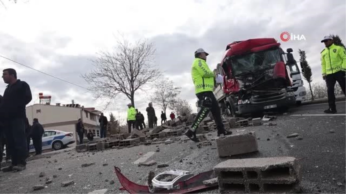 Nevşehir\'de zincirleme trafik kazası: 2 yaralı