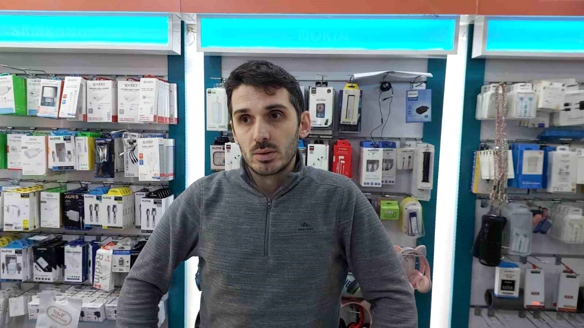 Zonguldak\'ta sel afeti: İş yerindeki elektronik ürünler kullanılamaz hale geldi