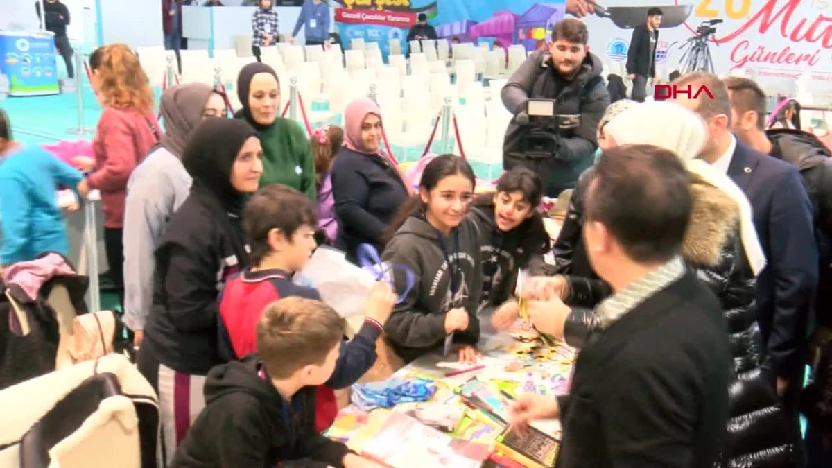 Tuzla Belediyesi Çocuk Girişimciler Çarşısı Filistinli Çocuklar İçin Düzenlendi