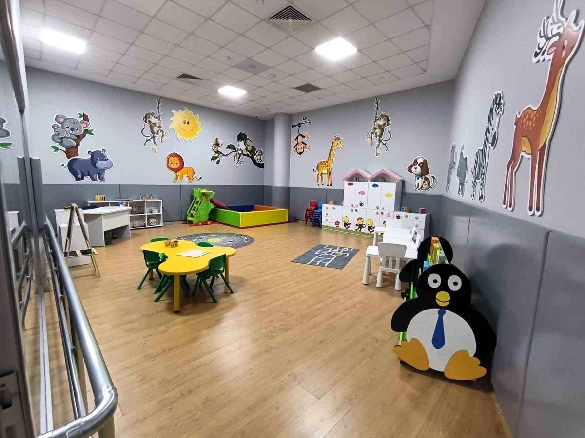 Ümraniye Belediyesi Engelsiz Spor Merkezi\'nde 350 özel bireye eğitim veriyor