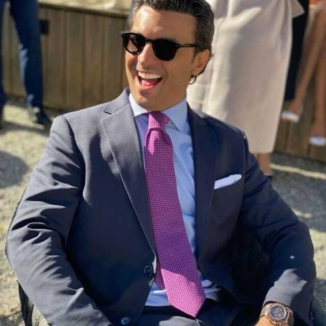 Ünlü İş Adamı Sinan Urfalı, Lüks Ferrari ile Kaza Yaptı Ünlü İş Adamı Sinan Urfalı, Lüks Ferrari ile Kaza Yaptı