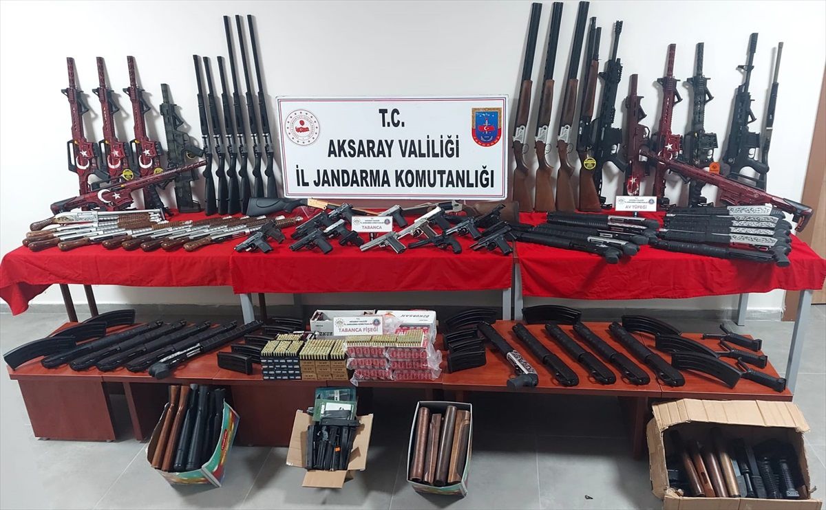 Aksaray\'da silah kaçakçılarına operasyon: Bir şüpheli tutuklandı