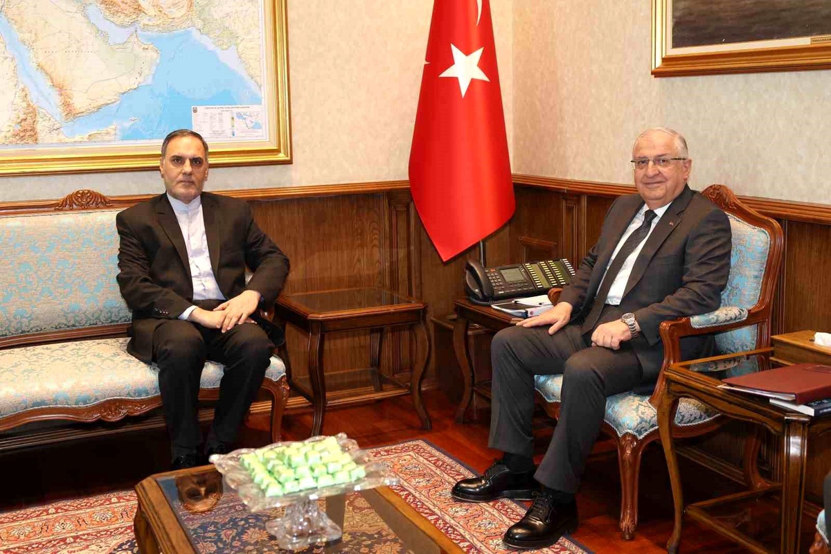 Bakan Güler, İran Büyükelçisi Habibollahzadeh\'i kabul etti