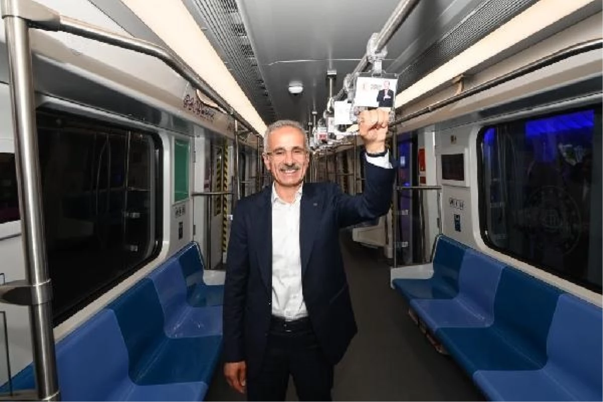 Marmaray\'a ek tren seferleriyle 392 bin yolcu taşındı