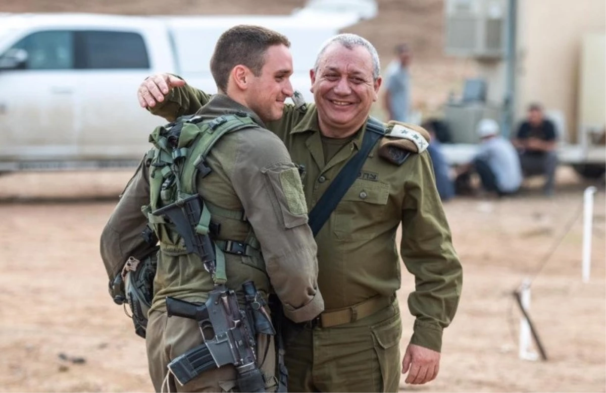 Eski İsrail Genel Kurmay Başkanı ve Savaş kabinesi üyesi Gadi Eisenkot\'un oğlu Gazze\'de öldürüldü