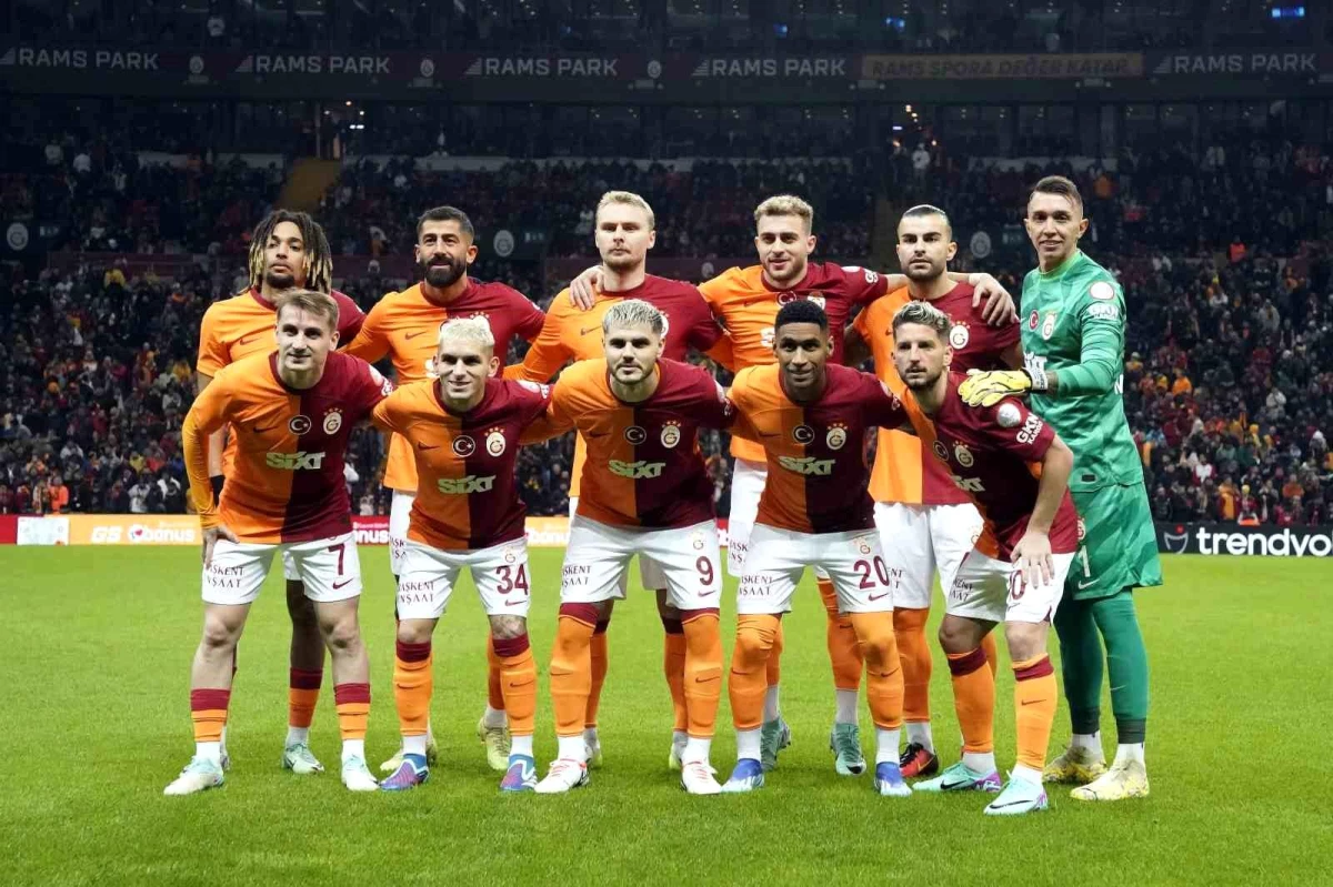 Galatasaray, Adana Demirspor maçına 4 değişiklikle çıktı
