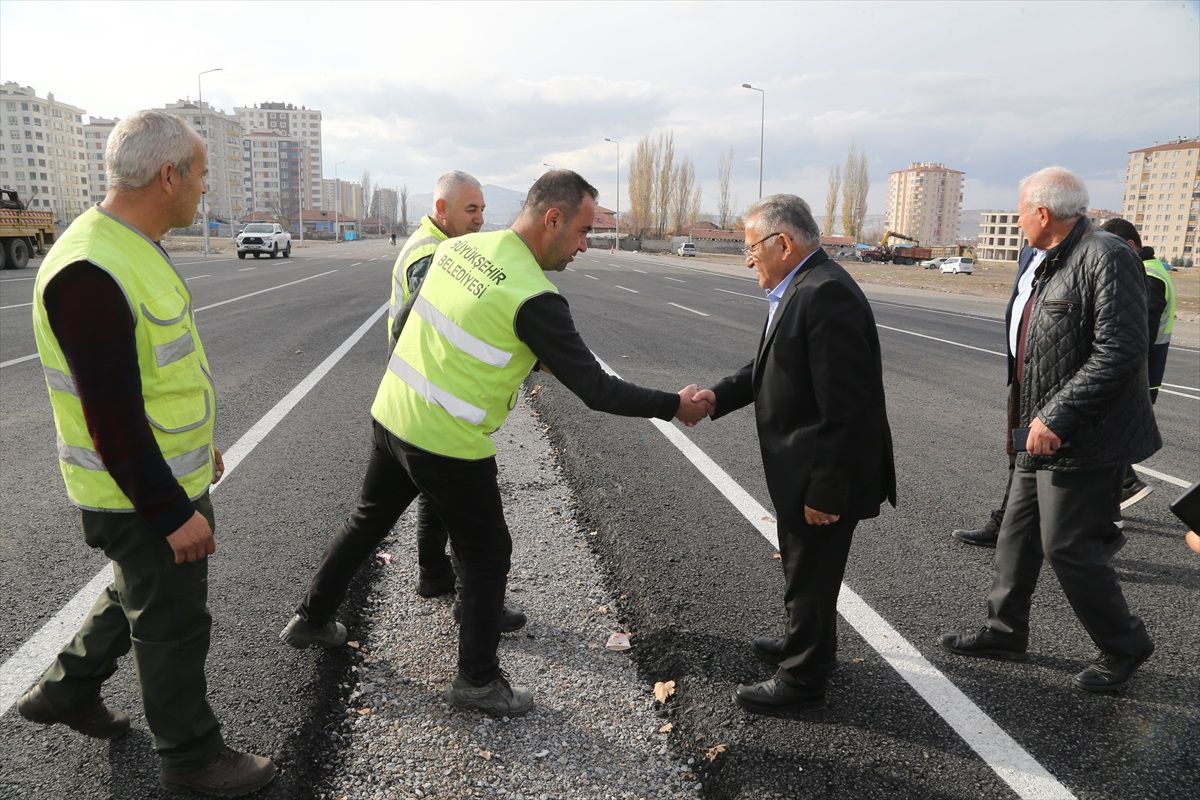 Kayseri\'de OSB\'de yapılan yeni yol trafiğe açıldı