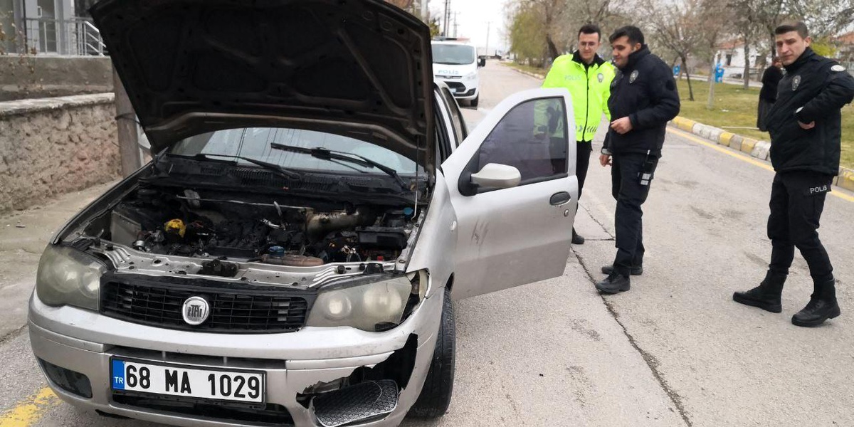 Aksaray\'da otomobil yangını