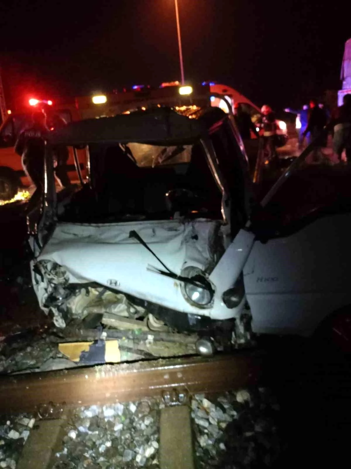 Aydın\'da trafik kazası: Kamyonet sürücüsü hayatını kaybetti