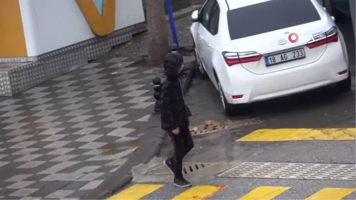 Çankırı\'da Sağanak Yağış: Vatandaşlar Zor Anlar Yaşadı