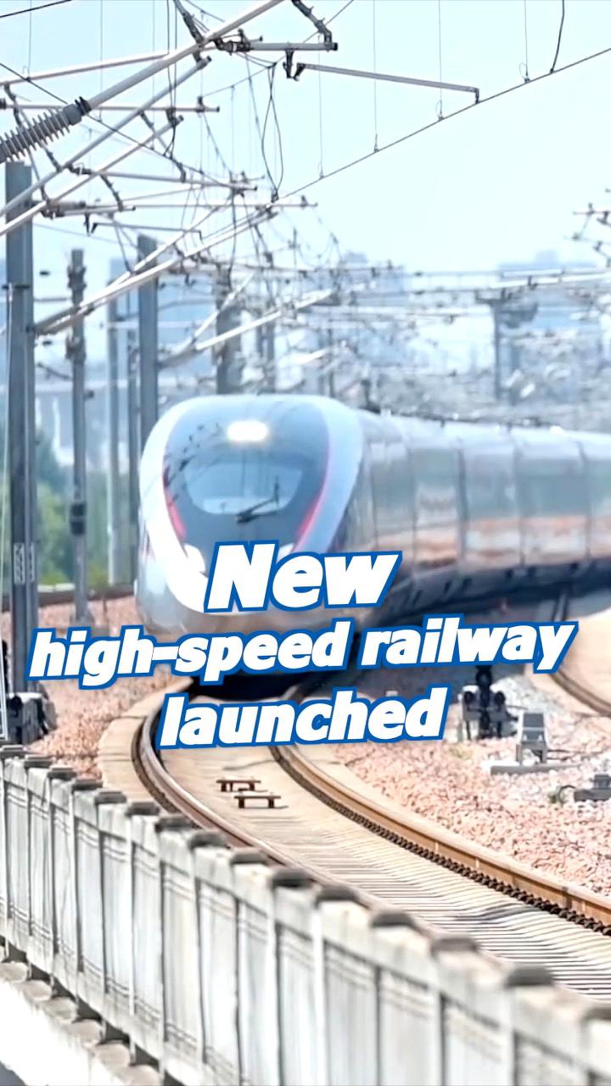 Çin\'de Yüksek Hızlı Tren Hattı Faaliyete Geçti