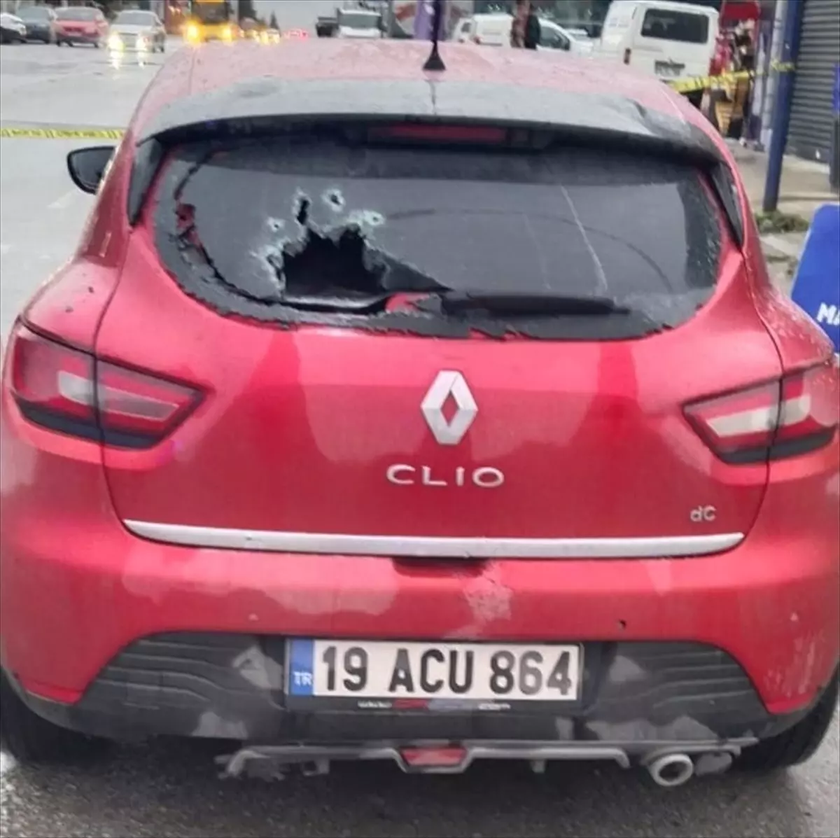 Çorum\'da silahlı saldırı: Güvenlik kamerasına yansıdı