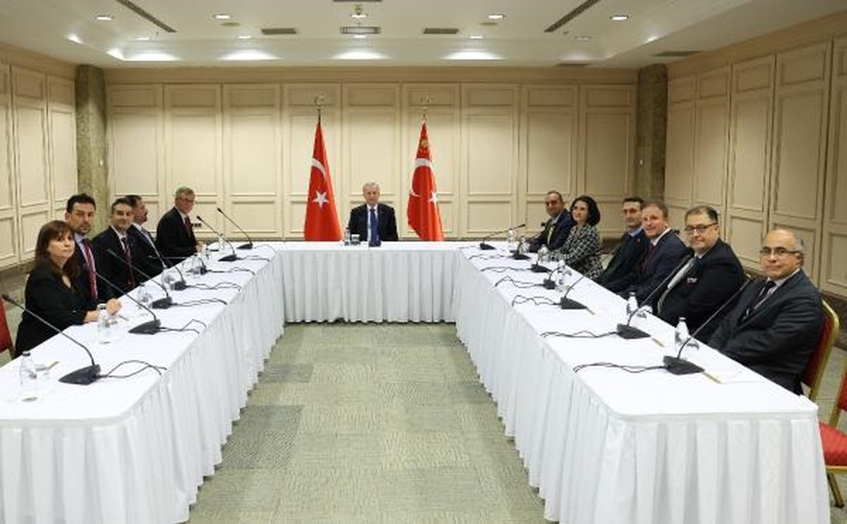 Cumhurbaşkanı Erdoğan, Türk Ortopedi ve Travmatoloji Birliği Derneği üyelerini kabul etti
