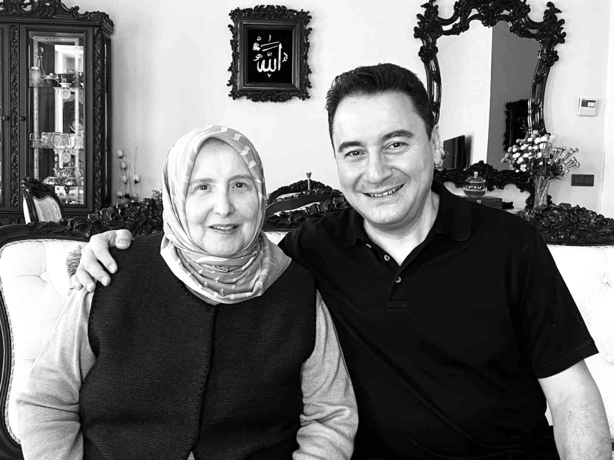 DEVA Partisi Genel Başkanı Ali Babacan\'ın annesi Güneri Babacan vefat etti