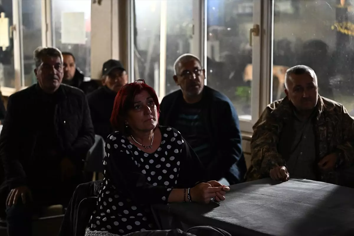 EFOD Üyeleri Köylere Fotoğraf Sunumu Yapıyor