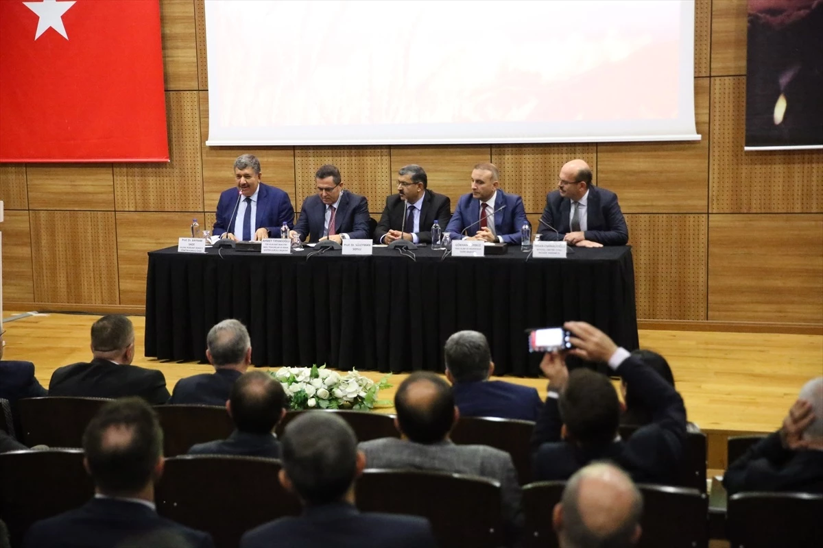 Gaziantep\'te "2023 Yılı Hububat Değerlendirme ve 2024 Yılı Beklentileri Paneli" düzenlendi